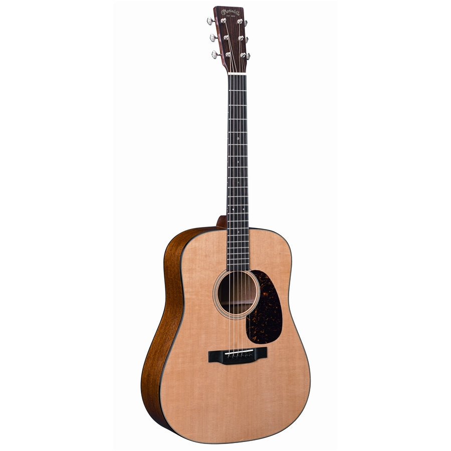 Martin D18